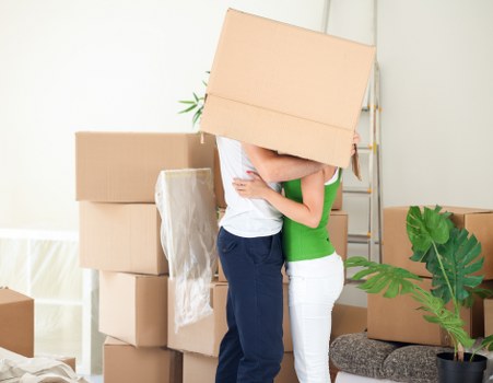 Secure transportation of belongings by removal service